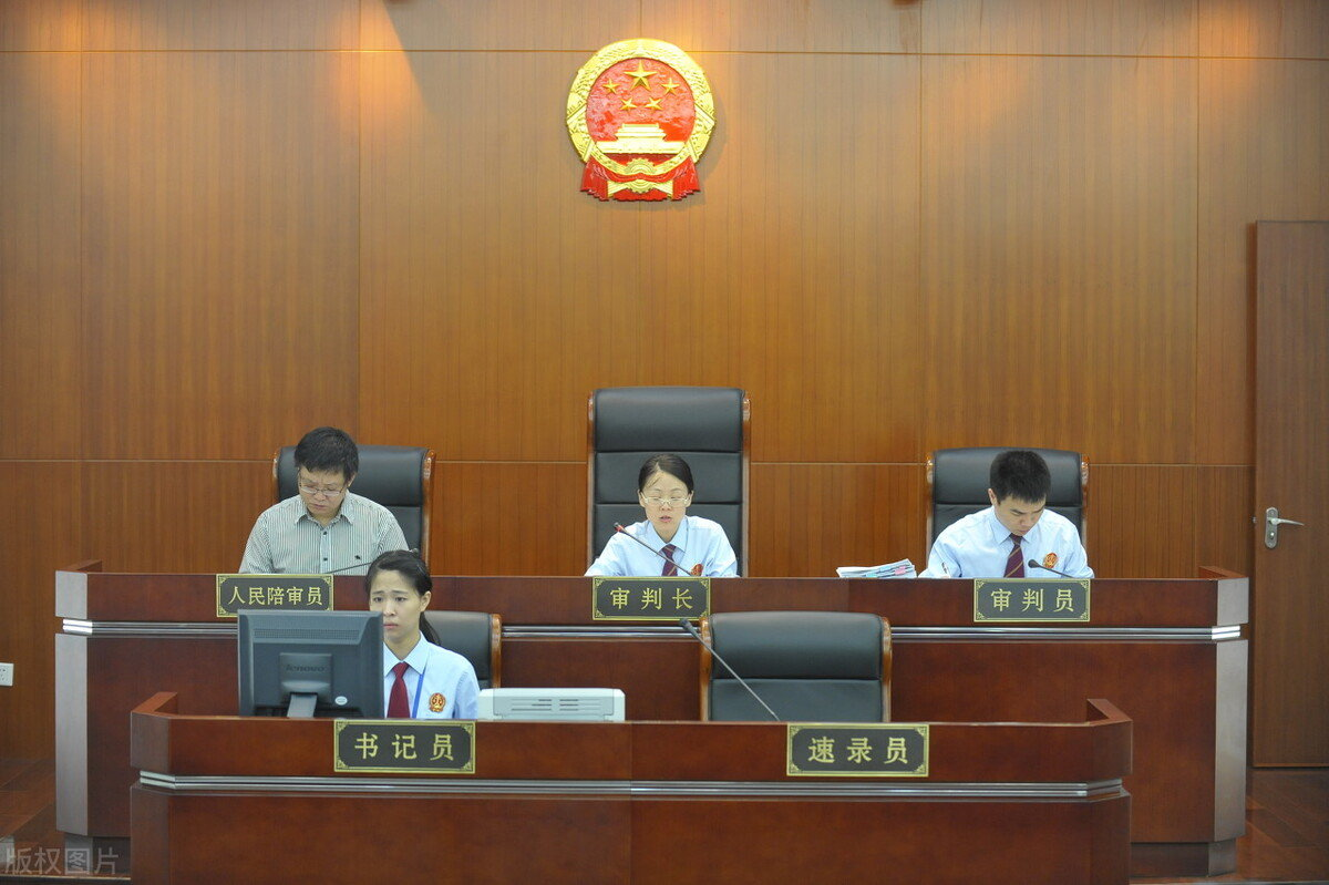 通过继承房屋占用宅基地的，能否登记发证